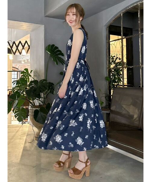 dazzlin(ダズリン)の「サイドボリュームドレス(ドレス・レディース・アイボリー/ネイビー・SMALL/MEDIUM)」の16枚目の写真