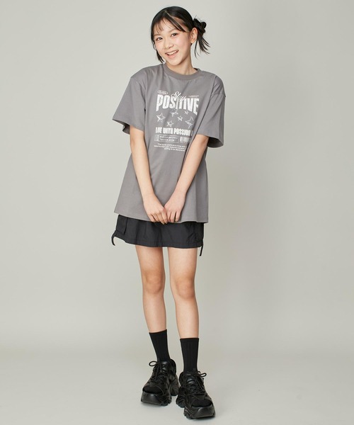 SISTER JENNI(SISTER JENNI)の「【コットン100%】ロックプリントビッグT(Tシャツ/カットソー・キッズ・オフホワイト/サックスブルー/チャコールグレー・130cm/150cm/160cm/140cm)」の18枚目の写真