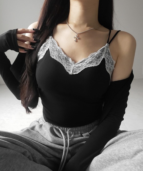 me+em select（ミームセレクト）の「【 新色ピンク追加！４color ／ カップ付き 】配色レースクロップドリブキャミソール ／ bicolor lace cropped rib camisole（キャミソール・レディース・ブラック/ホワイト/グレー/ピンク・FREE）」の19枚目の写真
