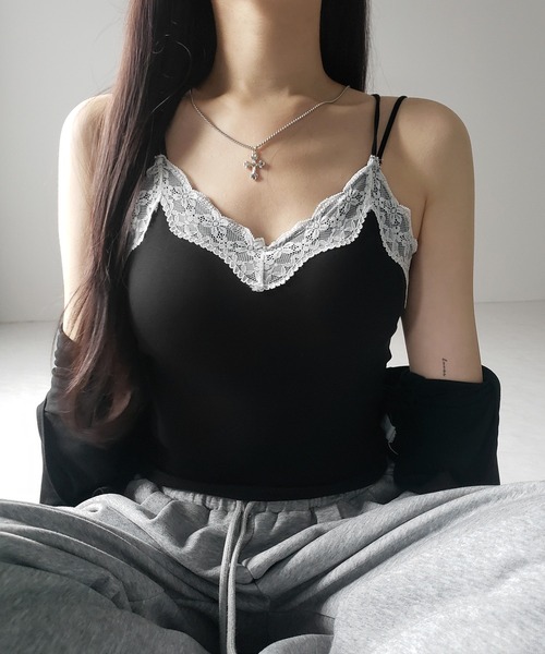 me+em select（ミームセレクト）の「【 新色ピンク追加！４color ／ カップ付き 】配色レースクロップドリブキャミソール ／ bicolor lace cropped rib camisole（キャミソール・レディース・ブラック/ホワイト/グレー/ピンク・FREE）」の20枚目の写真