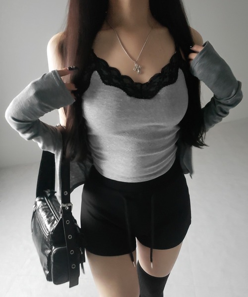 me+em select（ミームセレクト）の「【 新色ピンク追加！４color ／ カップ付き 】配色レースクロップドリブキャミソール ／ bicolor lace cropped rib camisole（キャミソール・レディース・ブラック/ホワイト/グレー/ピンク・FREE）」の12枚目の写真