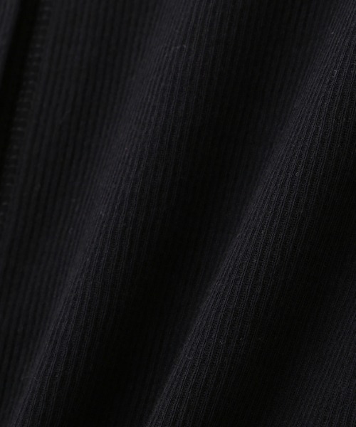 ETRE TOKYO(エトレトウキョウ)の「フロントスナップハーフスリーブエアリープルオーバー(Tシャツ/カットソー・レディース・オフホワイト/ブルー/ブラック・FREE)」の16枚目の写真