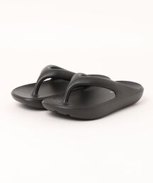 and it_ | マシュマロトングサンダル(サンダル)