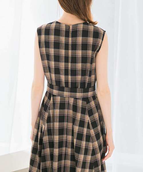 URBAN RESEARCH ROSSO WOMEN（アーバンリサーチ　ロッソ）の「『WEB限定』サマーチェックドレス（ワンピース・レディース・ブラウン系その他/ブラック・FREE）」の18枚目の写真