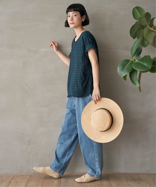 LBC(エルビーシー)の「【二の腕カバー】コットンPU袖ロールアップブラウス(シャツ/ブラウス・レディース・ブラック/オフホワイト/ネイビー/グリーン・M/L)」の22枚目の写真