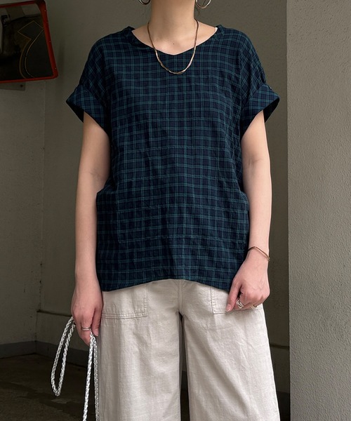 LBC(エルビーシー)の「【二の腕カバー】コットンPU袖ロールアップブラウス(シャツ/ブラウス・レディース・ブラック/オフホワイト/ネイビー/グリーン・M/L)」の9枚目の写真