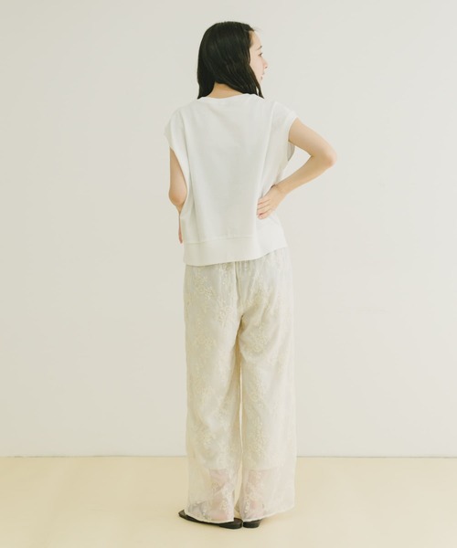 ITEMS URBANRESEARCH（アイテムズ アーバンリサーチ）の「裏毛ノースリーブベスト（ベスト・レディース・グリーン/オフホワイト/グレー・FREE）」の16枚目の写真