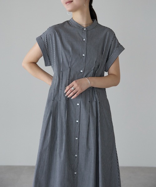 PREFERIR（プレフェリール）の「ストライプ バンドカラー ワンピース(M,L)（シャツワンピース・レディース・ブラック/ネイビー・MEDIUM/LARGE）」の17枚目の写真
