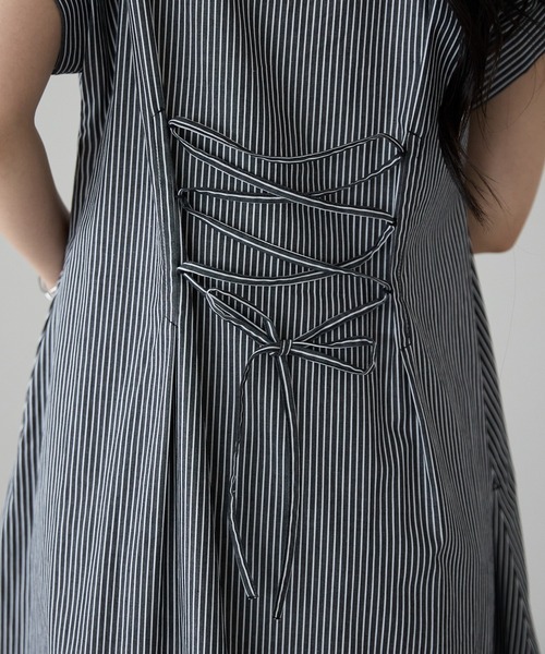 PREFERIR（プレフェリール）の「ストライプ バンドカラー ワンピース(M,L)（シャツワンピース・レディース・ブラック/ネイビー・MEDIUM/LARGE）」の22枚目の写真