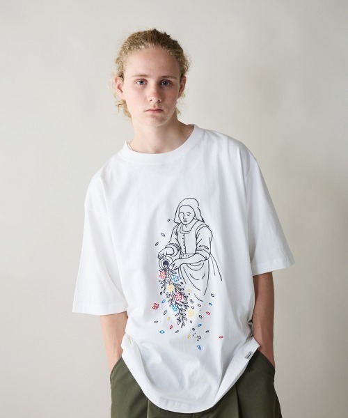 rehacer（レアセル）の「rehacer : Flower Maid Relax Fit T-shirt / フラワー メイド リラックス フィットTシャツ（Tシャツ/カットソー・メンズ・ホワイト/ブラック・SMALL/MEDIUM/LARGE/X-LARGE）」の13枚目の写真