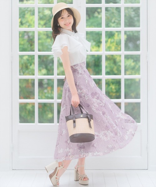 WILLSELECTION(ウィルセレクション)の「ニュアンスフラワーレースプリントフレアスカート(スカート・レディース・ホワイト系その他/レッド系その他/ブルー系その他・FREE)」の17枚目の写真