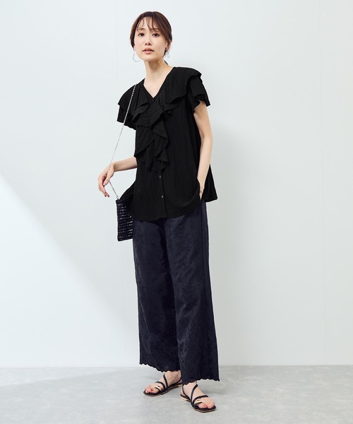 ROPE' PICNIC(ロペピクニック)の「【emur/エミュール】ランダムラッフルブラウス(シャツ/ブラウス・レディース・オフホワイト/ブラック/ライトグリーン・38)」の5枚目の写真