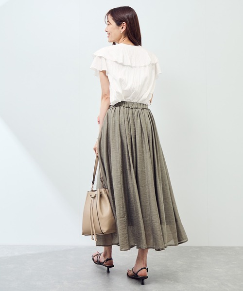 ROPE' PICNIC(ロペピクニック)の「【emur/エミュール】ランダムラッフルブラウス(シャツ/ブラウス・レディース・オフホワイト/ブラック/ライトグリーン・38)」の13枚目の写真