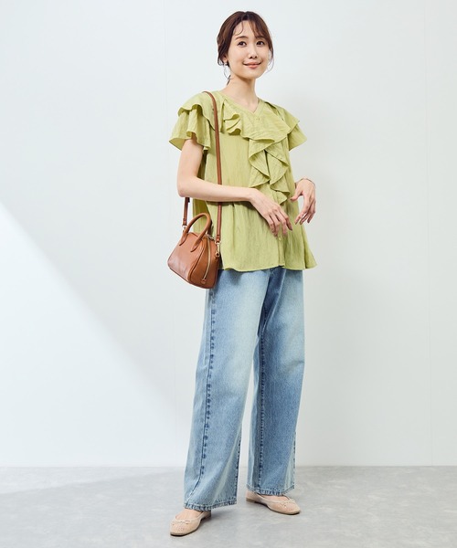 ROPE' PICNIC(ロペピクニック)の「【emur/エミュール】ランダムラッフルブラウス(シャツ/ブラウス・レディース・オフホワイト/ブラック/ライトグリーン・38)」の19枚目の写真