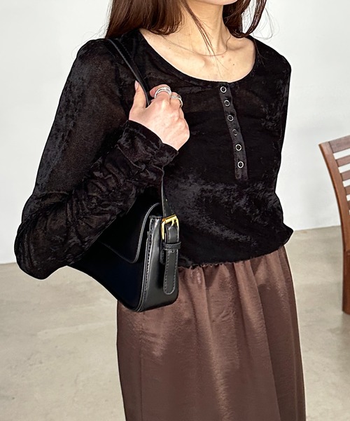 solleim（ソルレム）の「［26SS新色追加］シアーベロアヘンリーネックロンT（Tシャツ/カットソー・レディース・アイボリー/ブラック/グレー/ブラウン/ピンク/ライトグリーン・M/L）」の12枚目の写真