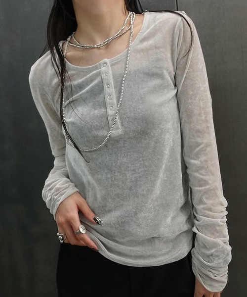 solleim（ソルレム）の「［26SS新色追加］シアーベロアヘンリーネックロンT（Tシャツ/カットソー・レディース・アイボリー/ブラック/グレー/ブラウン/ピンク/ライトグリーン・M/L）」の21枚目の写真