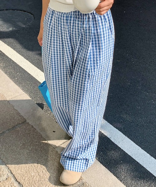 LAFFMO（ラフモ）の「ギンガムチェックワイドイージーパンツ（その他パンツ・レディース・ブラック/ブルー・M/L）」の11枚目の写真