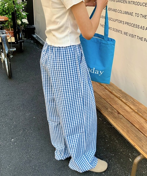 LAFFMO（ラフモ）の「ギンガムチェックワイドイージーパンツ（その他パンツ・レディース・ブラック/ブルー・M/L）」の9枚目の写真