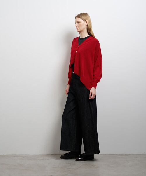 LANVIN en Bleu(ランバンオンブルー)の「アシンメヘムカーディガン(ニット/セーター・レディース・ブラック/レッド/ライトカーキ・38)」の5枚目の写真