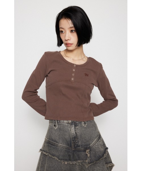 LAGUA GEM（ラグアジェム）の「LAGUA LOGO WASH トップス（Tシャツ/カットソー・レディース・レッド/ブラウン/ライトブラック・FREE）」の8枚目の写真