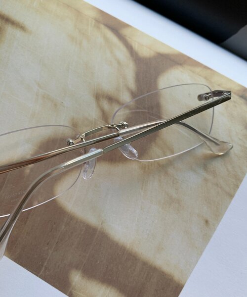 DouDou（ドゥドゥ）の「フレームレスサングラス＋ケースセット（サングラス・レディース・ゴールド/シルバー・FREE）」の3枚目の写真