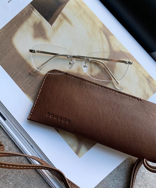 DouDou（ドゥドゥ）の「フレームレスサングラス＋ケースセット（サングラス・レディース・ゴールド/シルバー・FREE）」の7枚目の写真