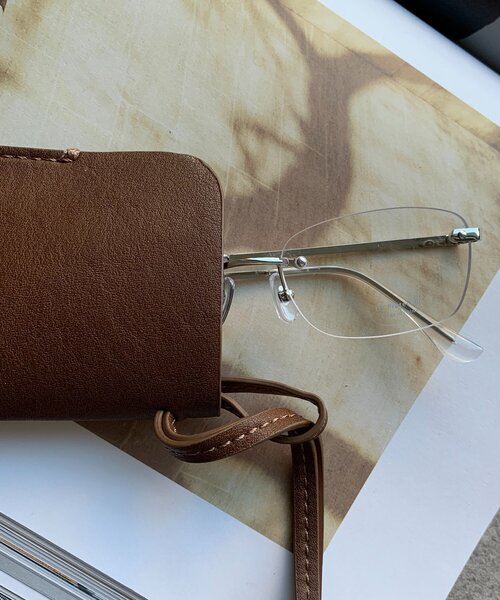 DouDou（ドゥドゥ）の「フレームレスサングラス＋ケースセット（サングラス・レディース・ゴールド/シルバー・FREE）」の8枚目の写真