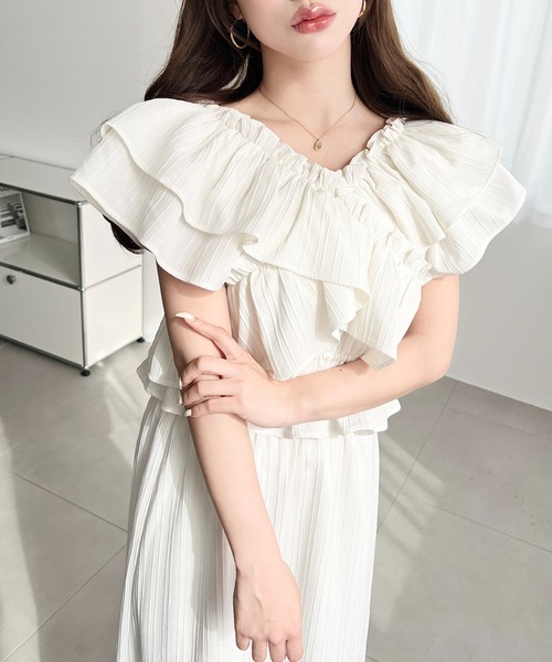 moment+(モーメントプラス)の「〈マルチWAY〉ショルダースリットクロスフリルセパレートワンピース(ワンピース・レディース・ネイビー/ブラック/オフホワイト・M/L)」の12枚目の写真