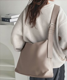 classicalelf（クラシカルエルフ）の「通勤、通学、旅行にもってこいの、軽やか大容量バッグ！ワイドストラップ ソフトスムースマルチウェイビッグバッグ（ショルダーバッグ）」