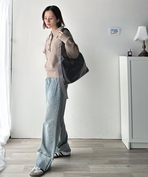 セール】通勤、通学、旅行にもってこいの、軽やか大容量バッグ！ワイド