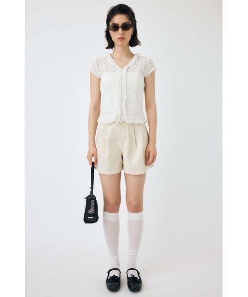 MOUSSY(マウジー)の「DENIM TUCK ショートパンツ(デニムパンツ・レディース・キナリ/ワンウォッシュ・1/2/0)」の6枚目の写真