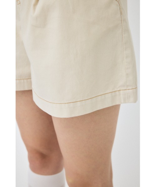 MOUSSY(マウジー)の「DENIM TUCK ショートパンツ(デニムパンツ・レディース・キナリ/ワンウォッシュ・1/2/0)」の17枚目の写真
