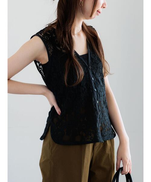 Te chichi（テチチ）の「前あきレイヤードレースジレベスト（ベスト・レディース・ブラック/ブラウン・F）」の2枚目の写真