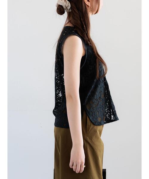 Te chichi（テチチ）の「前あきレイヤードレースジレベスト（ベスト・レディース・ブラック/ブラウン・F）」の11枚目の写真