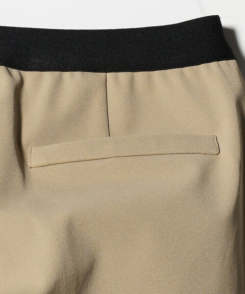 UNITED ARROWS（ユナイテッドアローズ）の「＜M・fil＞ボディシェル イージーパンツ（その他パンツ・レディース・ブラック/ベージュ・36/38/40）」の11枚目の写真
