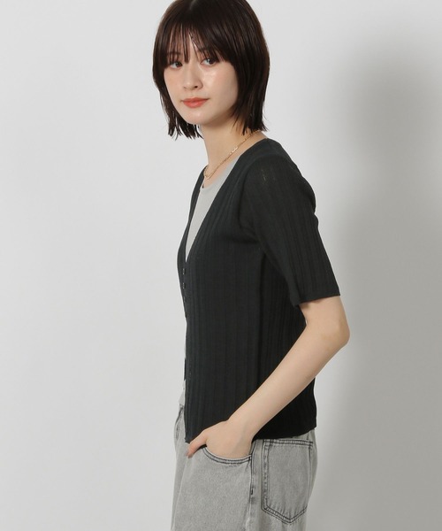 LAKOLE（ラコレ）の「レイヤー風ニットプルオーバー半袖 / 593468（ニット/セーター・レディース・ブラック/グレー/イエロー・FREE）」の5枚目の写真