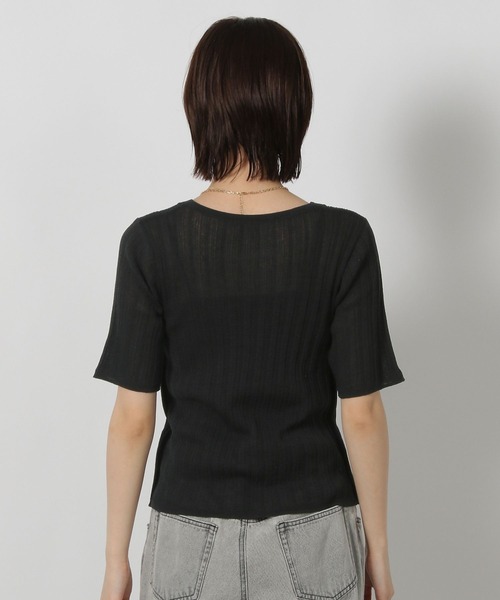 LAKOLE（ラコレ）の「レイヤー風ニットプルオーバー半袖 / 593468（ニット/セーター・レディース・ブラック/グレー/イエロー・FREE）」の22枚目の写真