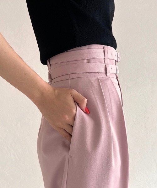 31 Sons de mode（トランテアン　ソン　ドゥ　モード）の「2025秋冬新作 ダブルベルト付ワイドパンツ（スラックス・レディース・ブラウン/ピンク/グレー・S/M）」の4枚目の写真