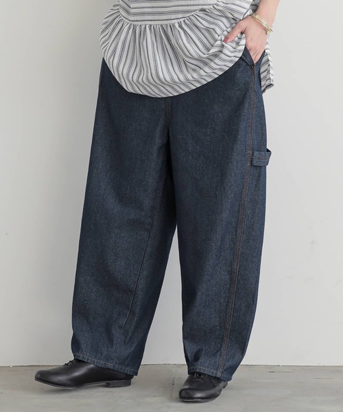 n'OrLABEL(ノアールレーベル)の「サルエルペインターデニムパンツ(デニムパンツ・レディース・ネイビー/ブルー・2/1)」の2枚目の写真