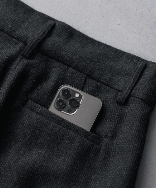 SINSS（シンス）の「Tweed three tuck wide slacks / ツイード3タック