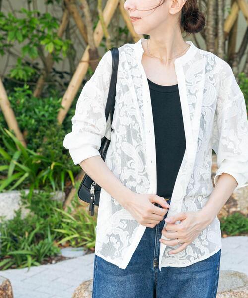 ITEMS URBANRESEARCH（アイテムズ アーバンリサーチ）の「ペイズリーレースバンドカラーシャツ（シャツ/ブラウス・レディース・ホワイト/ブラウン・FREE）」の5枚目の写真