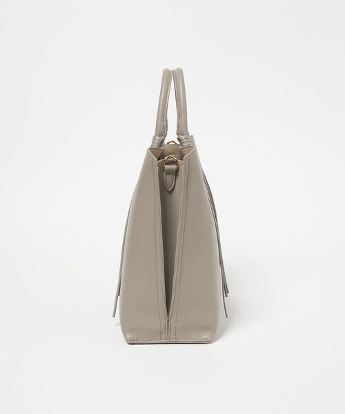 green label relaxing(グリーンレーベルリラクシング)の「【WEB限定】2WAYタッセルハンドル A4 トートバッグ / ショルダーバッグ(トートバッグ・レディース・ナチュラル/ブラック/ライトグレー・FREE)」の18枚目の写真