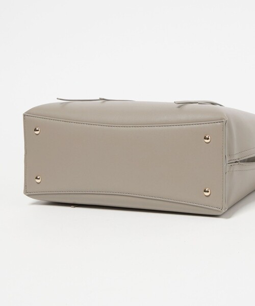 green label relaxing(グリーンレーベルリラクシング)の「【WEB限定】2WAYタッセルハンドル A4 トートバッグ / ショルダーバッグ(トートバッグ・レディース・ナチュラル/ブラック/ライトグレー・FREE)」の22枚目の写真