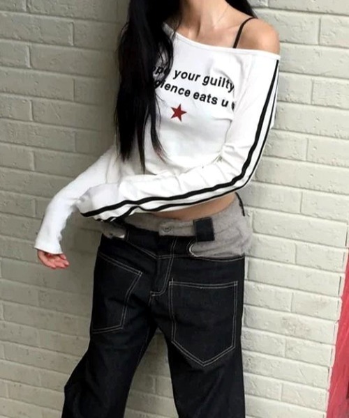 SHEENA(シーナ)の「ワイドネックラインスリーブロゴロンT(Tシャツ/カットソー・レディース・ホワイト・M)」の5枚目の写真
