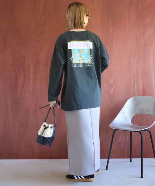 AMERICAN HOLIC（アメリカンホリック）の「Bright RipsロングTシャツ（Tシャツ/カットソー・レディース・オフホワイト/チャコールグレー/ホワイト系その他・M/L）」の15枚目の写真