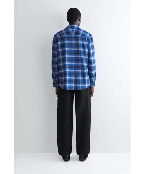 FAF ウール混シャツ　ネイビー　チェック COS（コス）の「チェックウール混シャツ（シャツ/ブラウス）」 - WEAR