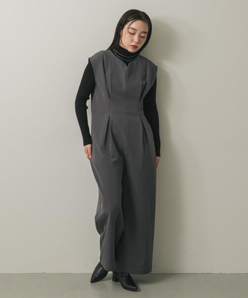 SENSE OF PLACE by URBAN RESEARCH（センスオブプレイスバイアーバンリサーチ）の「ウエストタックハートネックロンパース（サロペット/オーバーオール・レディース・ブラック/チャコールグレー・SMALL/MEDIUM）」の10枚目の写真