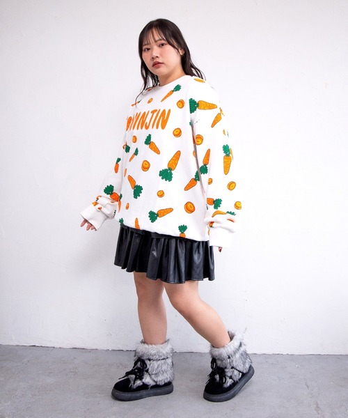 PUNYUS（プニュズ）の「【新サイズ】フード総柄スウェット（LEMON・NINJIN・EDAMAME）（スウェット・レディース・イエロー/オレンジ/グリーン・1/2/3/4/5）」の5枚目の写真