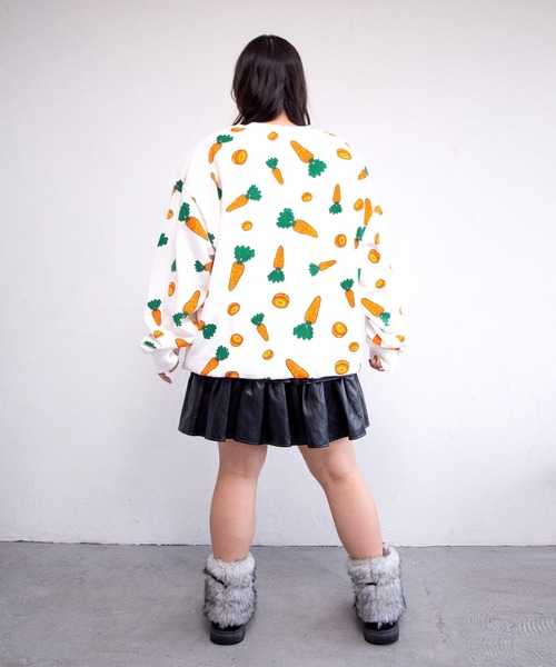 PUNYUS（プニュズ）の「【新サイズ】フード総柄スウェット（LEMON・NINJIN・EDAMAME）（スウェット・レディース・イエロー/オレンジ/グリーン・1/2/3/4/5）」の6枚目の写真