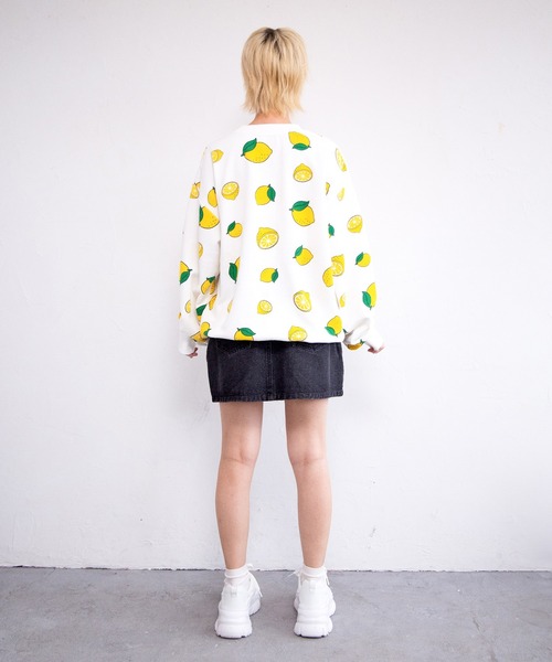PUNYUS（プニュズ）の「【新サイズ】フード総柄スウェット（LEMON・NINJIN・EDAMAME）（スウェット・レディース・イエロー/オレンジ/グリーン・1/2/3/4/5）」の11枚目の写真